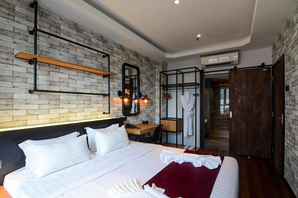 The Granite Luxury Hotel Penang George Town Exterior photo